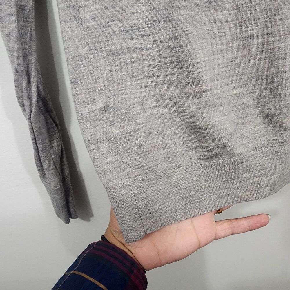 UNIQLO  Pure Wool Merino Crew Neck Sweater Space-dye Gray Womens Size XS - Picture 13 of 14
